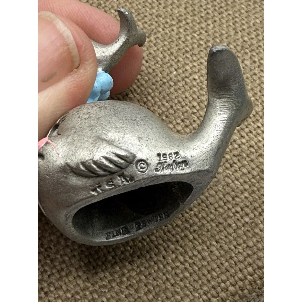Vintage 1982 Hudson Pewter Mom Whale w/ Baby Whale Water Spout 1.5